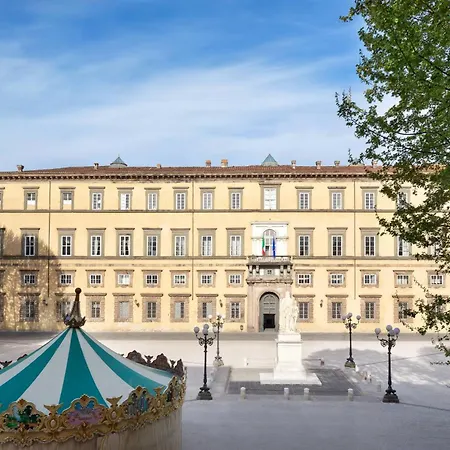 Grand Universe Lucca, Autograph Collection-3